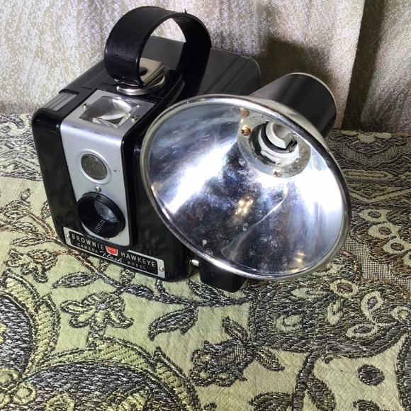 Hawkeye Brownie vintage camera with flash attachment 1950s Display w/bonuses - Picture 6 of 6